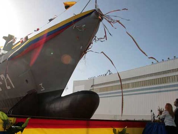 Navantia bota el primer buque para Venezuela