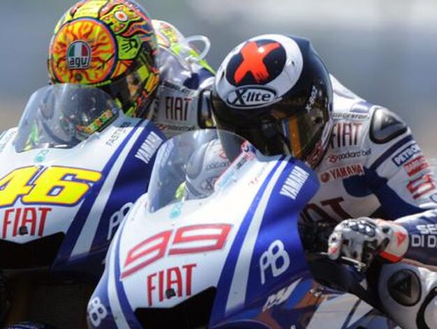 Lorenzo, El&iacute;as y Pol Espargaro firman otro triplete espa&ntilde;ol, esta vez en el Gran Premio de Francia. / AFP