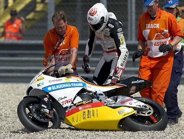 El alem&aacute;n Arne Tode se cay&oacute; durante la prueba de Moto2 del Gran Premio de Holanda.

Foto: Efe / Afp Photo / Reuters