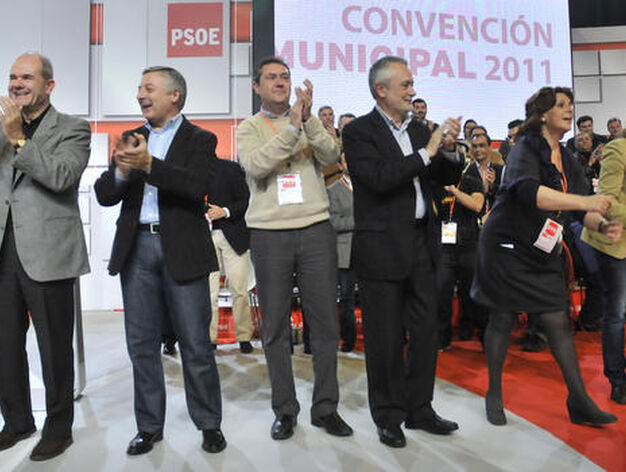 Chaves, Blanco, Espadas y Gri&ntilde;&aacute;n, durante la primera jornada de la convenci&oacute;n. / Juan Carlos V&aacute;zquez