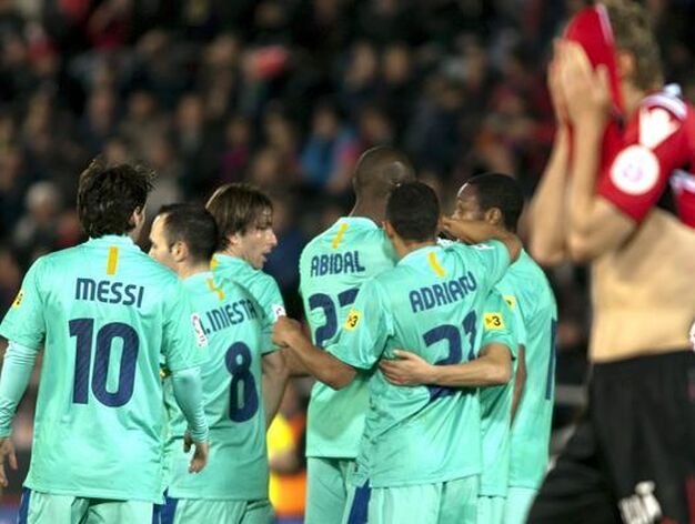 El Barcelona gana en Mallorca con goles de Messi, Villa y Pedro (0-3). / EFE