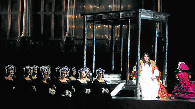 Angela Meade debuta en el papel de 'Anna Bolena' en esta producción que acoge el Teatro de la Maestranza.