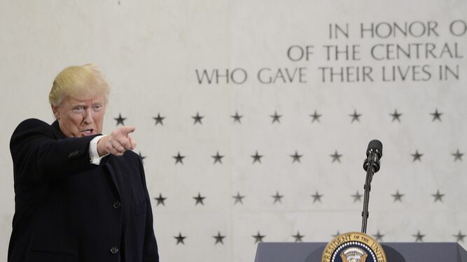 Trump se dirigió el sábado a unas 300 personas en la sede general de la CIA en Langley, Virginia.