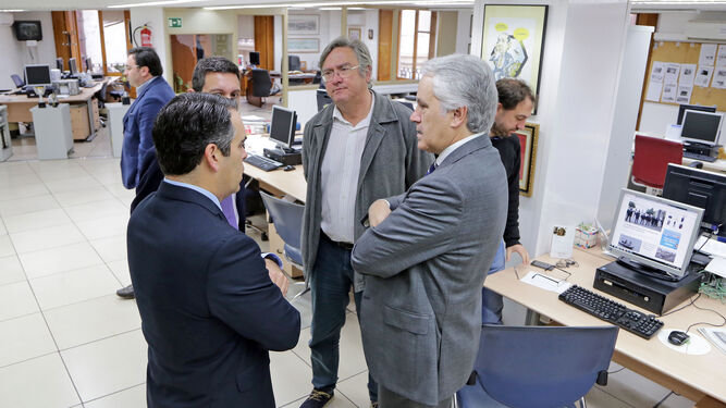 El subdelegado del Gobierno visita Diario de Jerez