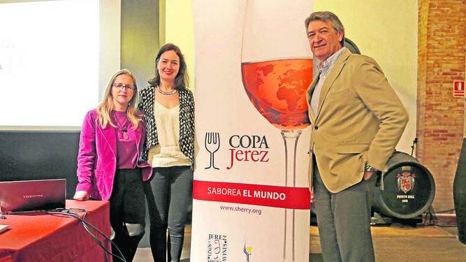 Responsables del Consejo y Fedejerez, ayer en el acto de presentación de la propuesta ampliada de Copa Jerez.