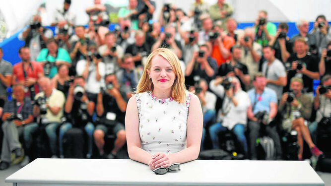 Elizabeth Moss, ayer en Cannes, tras la presentación de 'The Square'.