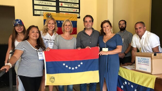 Apoyo del PP de Jerez a la oposición a Maduro