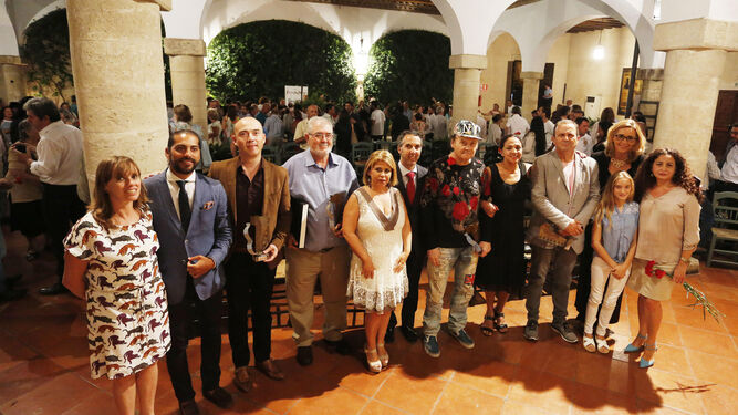 Premiados y asistentes de la I edición de los Premios Juan de la Plata en Bodegas Fundador el pasado lunes.