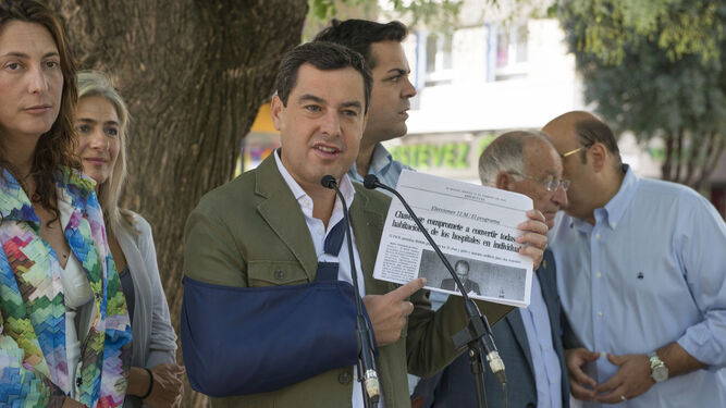 El presidente del PP, Juanma Moreno, ayer en Jaén en un acto con los presidentes provinciales del partido.