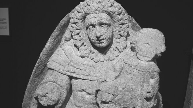 Virgen hallada en la muralla, que se conserva en el Arqueológico.