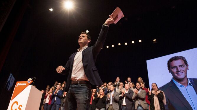 Rivera interviene en la presentación de las listas de su partido para las elecciones del 21-D en Cataluña.