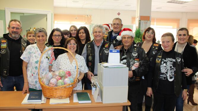 Visitas muy especiales al hospital para amenizar los ingresos en Navidad