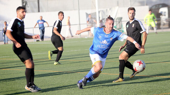 El centrocampista David Polaco se marcha del Xerez CD para enrolarse en las filas del Caudal de Mieres, equipo de Segunda División B.