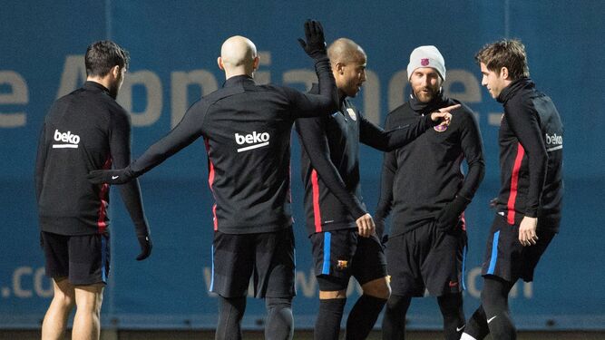 Los jugadores del Barcelona, en un entrenamiento.