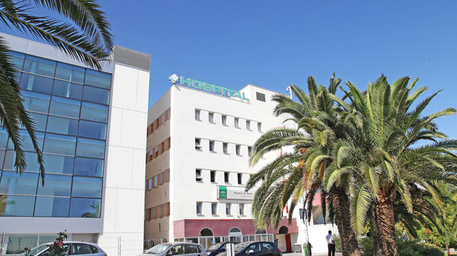 Imagen de la entrada al hospital de Jerez, junto al edificio de Radioterapia.