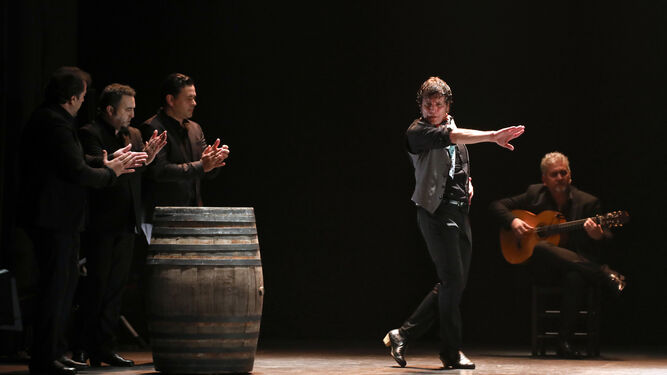 Juan Ogalla presentó en Sala Compañía su espectáculo 'Bailar para contarlo'.