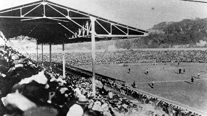 Balaídos en el partido de la promoción de ascenso a 1ª entre el Celta y el XFC el 19 de abril de 1936.