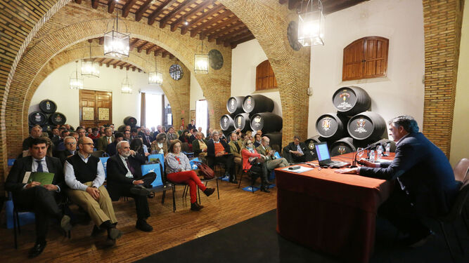 Jornadas Agrobank sobre el sector vitivinícola, celebradas ayer en la sede del Consejo Regulador del jerez.