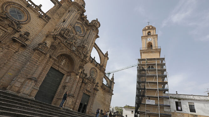 Los trabajos de rehabilitación de la torre de la Catedral ya se encuentran en la fase final.