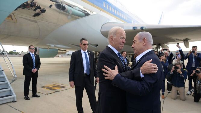 Biden saluda a Netanyahu al llegar a Israel