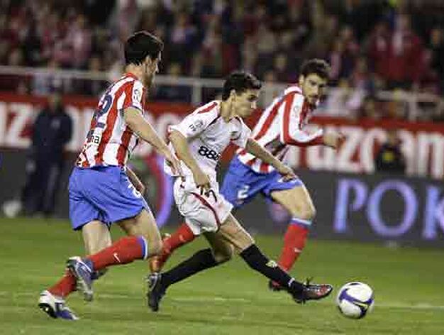 El canterano Jes&uacute;s Navas remata a gol tras una gran jugada.

Foto: Antonio Pizarro