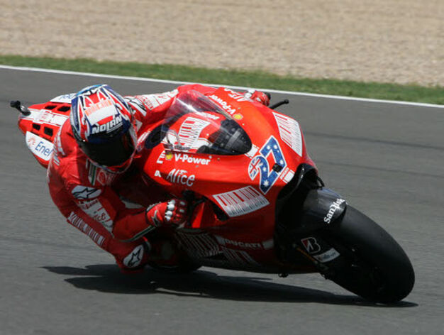 Casey Stoner fue tercero con su Ducati.

Foto: Jes&uacute;s Mar&iacute;n
