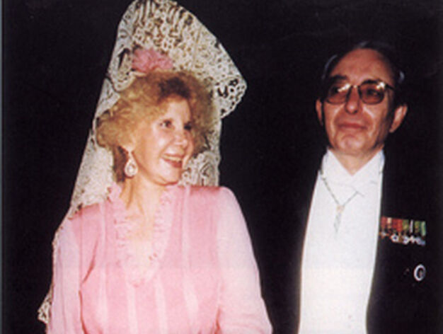 La duquesa junto a su segundo marido, Jes&uacute;s Aguirre.