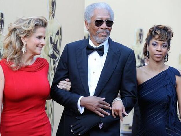 El actor Morgan Freeman, su hija Morgana y la productora Lori McCreary. / EFE