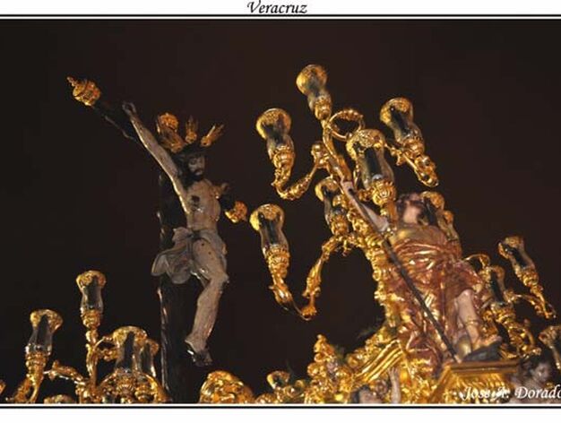 Cristo de la Veracruz subiendo a Catedral

Foto: Jos&eacute; Antonio Dorado