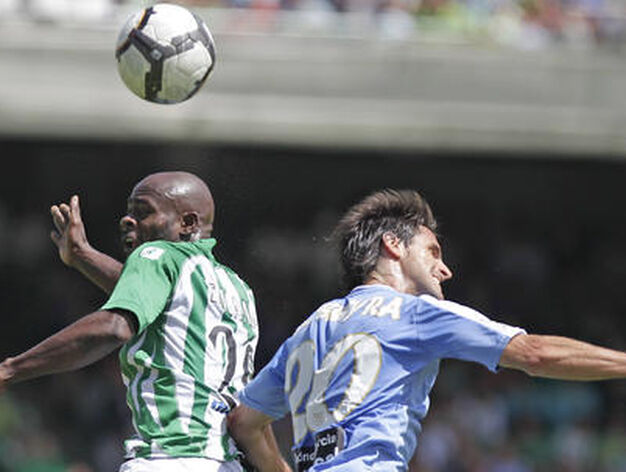 El Betis deja escapar otros dos puntos en casa ante el Murcia. / Antonio Pizarro