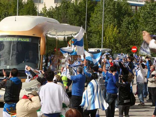 El equipo azulino fue aclamado por los seguidores xerecistas a su llegada al estadio Reyno de Navarro. 

Foto: Juan Carlos Toro