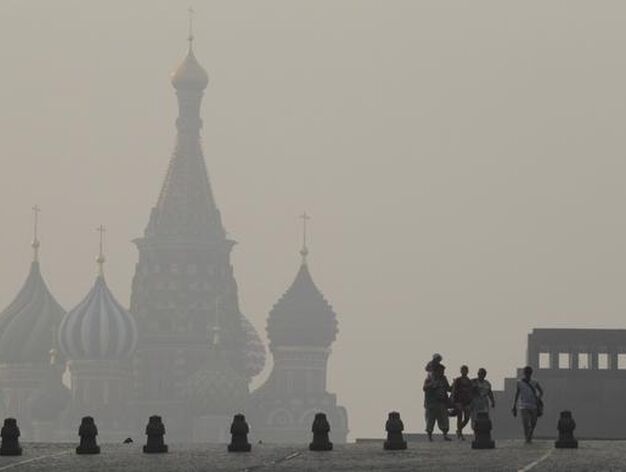 Siete regiones rusas est&aacute;n en estado de emergencia por los fuegos forestales. / Reuters