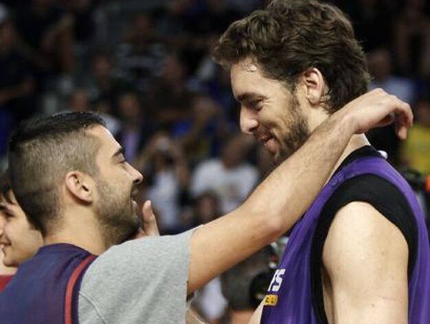 Los Lakers preparan su partido de la gira europea de la NBA frente al Regal Barcelona. / Reuters