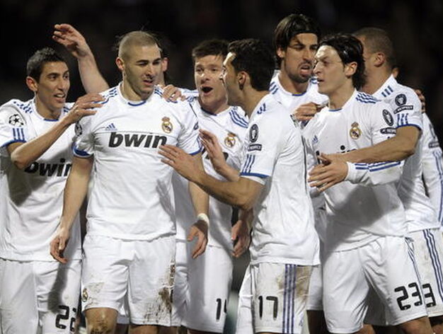 El Real Madrid empata en Lyon y pone medio pie en los cuartos de final de la 'Champions'. / EFE