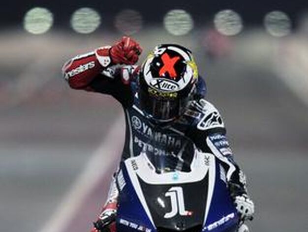 Jorge Lorenzo celebra su segundo puesto en Qatar.

Foto: Reuters