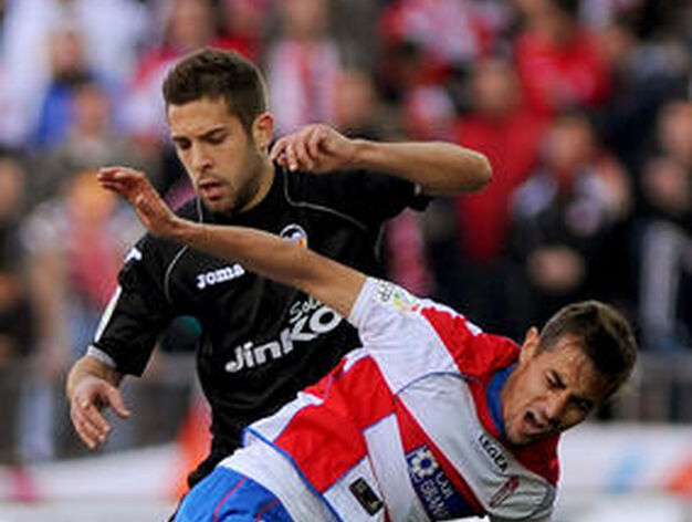 El Granada no ve puerta y pierde ante el Valencia en casa (0-1). / AFP