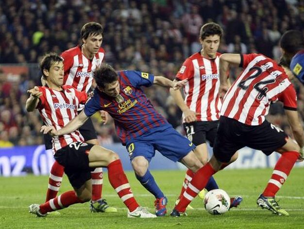 El Barcelona vence con claridad al Athletic de Bilbao en el Camp Nou (2-0). / Reuters