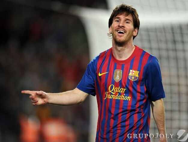 El Camp Nou despide con honores a Pep Guardiola en su &uacute;ltimo derbi el d&iacute;a en el que Messi alcanza la cifra hist&oacute;rica de 50 goles en Liga.

Foto: EFE &middot; AFP Photo