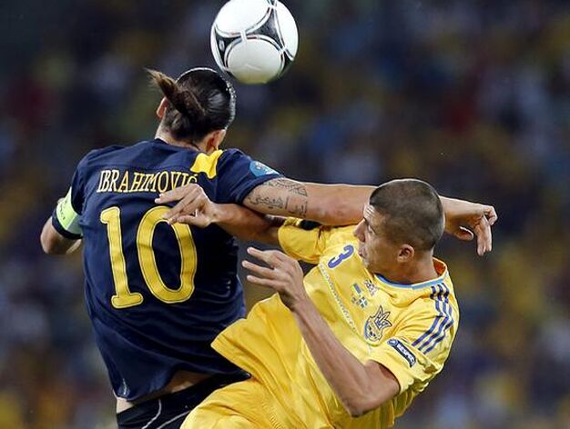 Ucrania remonta el tanto inicial de Ibrahimovic con dos goles de Shvechenko.

Foto: EFE