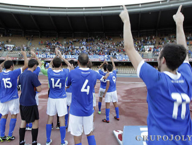 El equipo de Or&uacute;e endosa una 'manita' (1-5) al Balompi&eacute; en el primer partido oficial de su historia

Foto: Miguel Angel Gonzalez