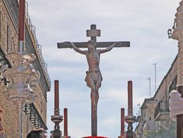 El Cristo del Perd&oacute;n se adentra en la Calzada del Arroyo, camino del Arco.

Foto: Vanesa Lobo