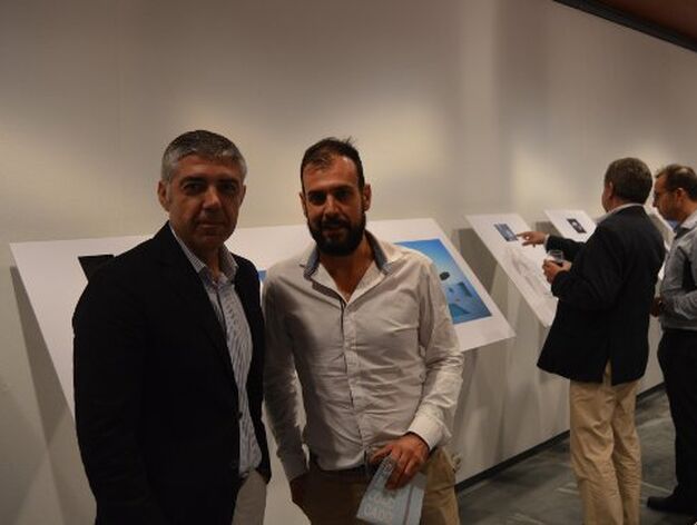 Los arquitectos Fernando Mej&iacute;as y Mario Barrios.

Foto: Ignacio Casas de Ciria