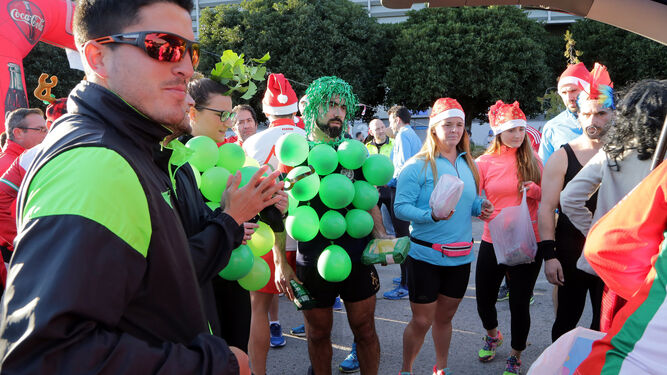 La VII San Silvestre Jerezana del Maratón llenó de colorido el último día de 2016