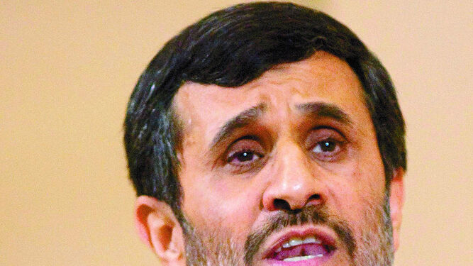Mahmud Ahmadineyad.