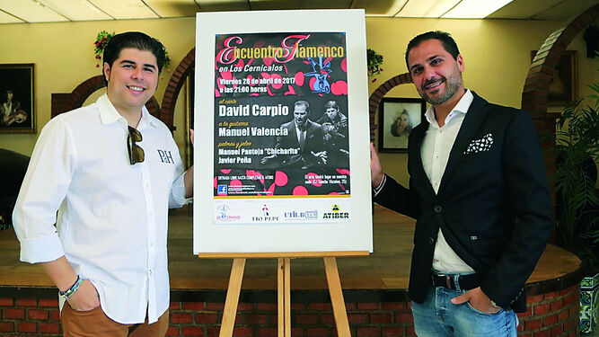 Manuel Valencia y David Carpio estarán esta noche en la Peña Los Cernícalos.