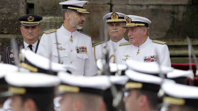 Felipe VI y el Rey emérito presiden el 300 aniversario de Marín
