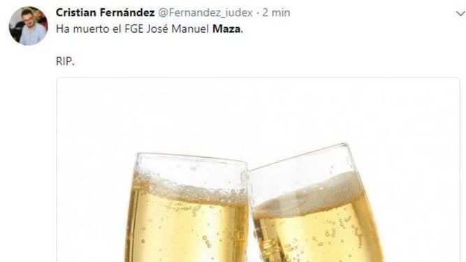 Tuit de Cristian Fernández celebrando la muerte de Maza