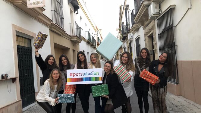 Grupo de jerezanas que crearon la iniciativa #porsuilusión.