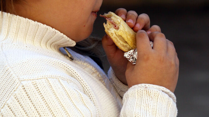Hay una prevalencia mayor en las niños que en la niñas tanto en exceso de peso como en obesidad.