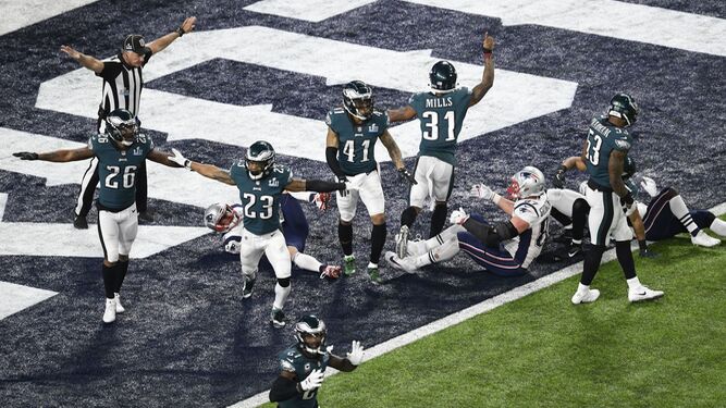 Filadelfia estalla con el primer título de los Eagles en la Super Bowl